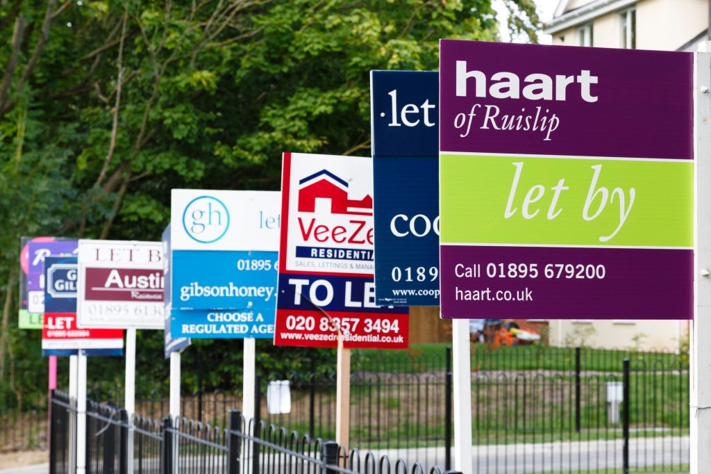 To let signs UK